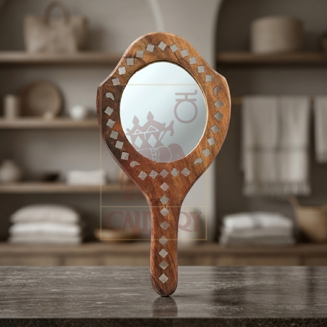 Handle Mirror