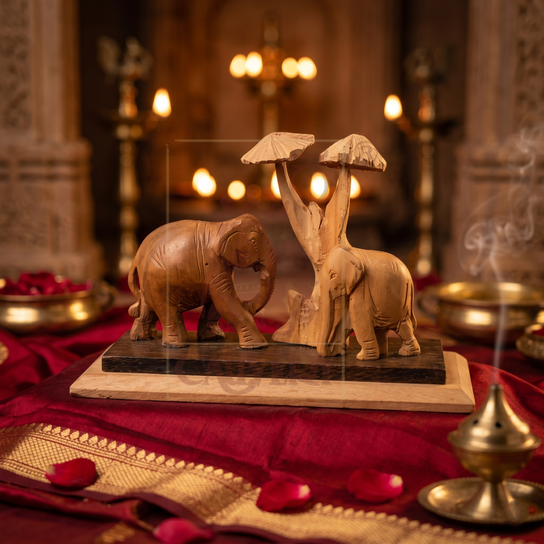 Sandalwood Double Elephant With Tree 1.5"